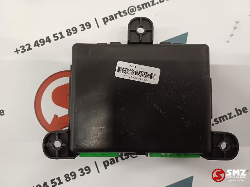 Renault Occ ECU ECS regeleenheid Renault - Centralina electrónica de Caminhão: foto 2 Renault Occ ECU ECS regeleenheid Renault - Centralina electrónica de Caminhão: foto 2