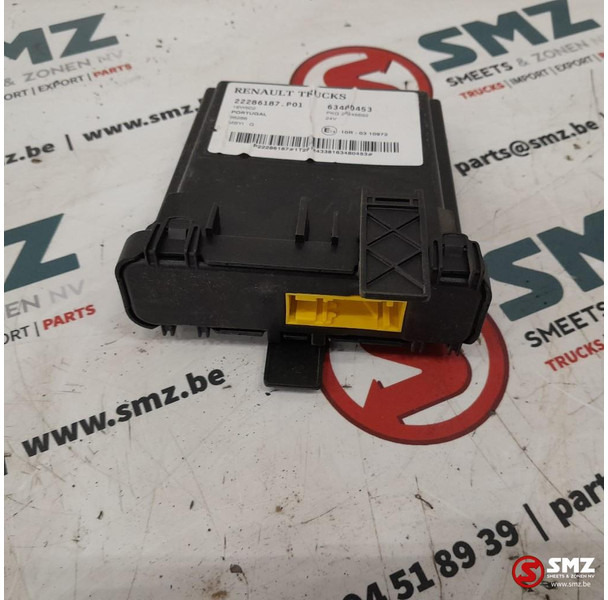 Renault Occ ECU centrale vergrendeling regeleenheid Renaul - Centralina electrónica de Caminhão: foto 1 Renault Occ ECU centrale vergrendeling regeleenheid Renaul - Centralina electrónica de Caminhão: foto 1