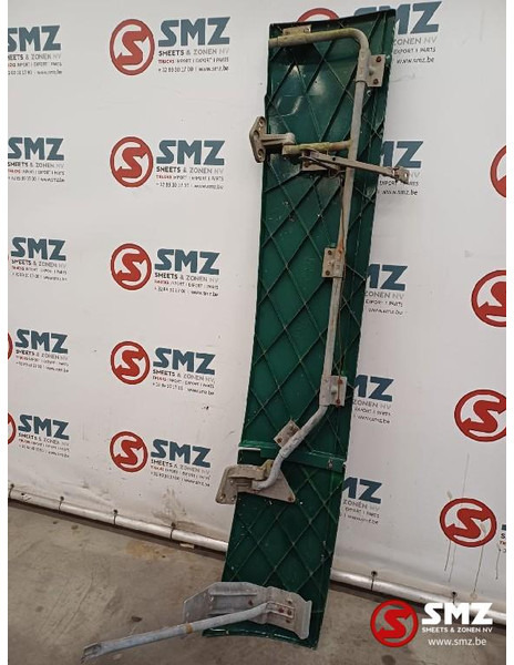 Renault Occ cabinespoiler links Renault - Aerodinâmica/ Aerofólio de Caminhão: foto 2 Renault Occ cabinespoiler links Renault - Aerodinâmica/ Aerofólio de Caminhão: foto 2