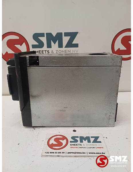 Renault Occ koelkast 6L Renault - Cabine e interior de Caminhão: foto 4 Renault Occ koelkast 6L Renault - Cabine e interior de Caminhão: foto 4