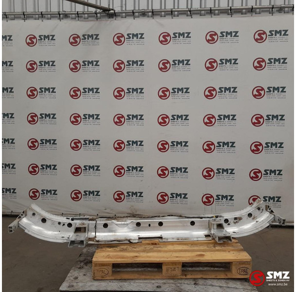 Renault Occ onderrijdbeveiliging Renault - Para-choque de Caminhão: foto 1 Renault Occ onderrijdbeveiliging Renault - Para-choque de Caminhão: foto 1