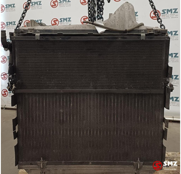 Renault Occ radiator + intercooler Renault - Radiador de Caminhão: foto 2 Renault Occ radiator + intercooler Renault - Radiador de Caminhão: foto 2