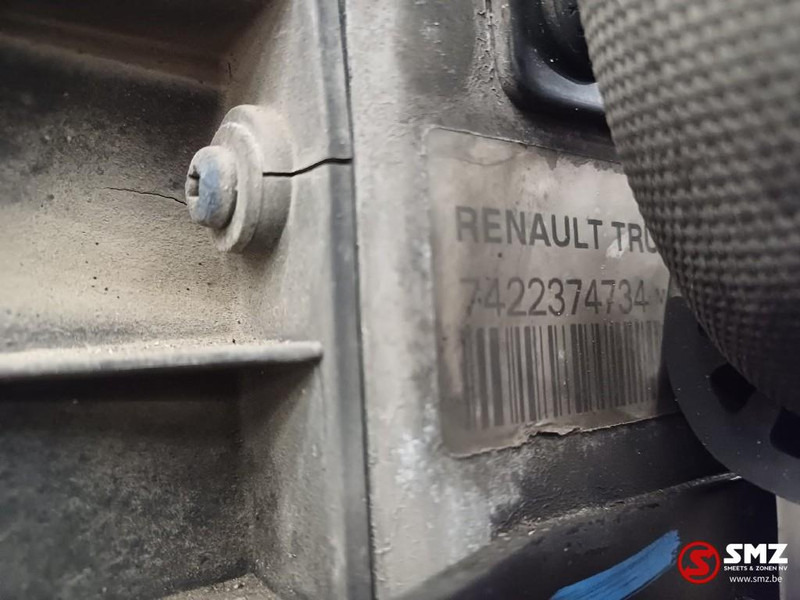 Renault Occ radiator + intercooler Renault - Radiador de Caminhão: foto 3 Renault Occ radiator + intercooler Renault - Radiador de Caminhão: foto 3