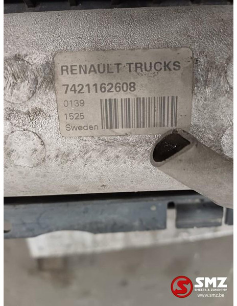 Renault Occ radiator + intercooler Renault - Radiador de Caminhão: foto 4 Renault Occ radiator + intercooler Renault - Radiador de Caminhão: foto 4