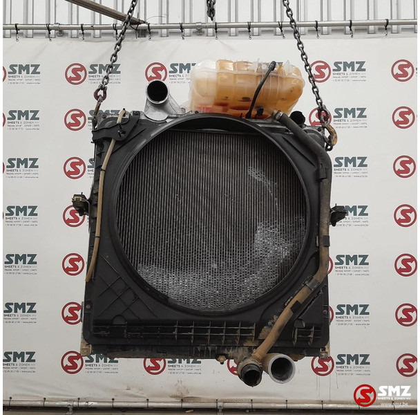 Renault Occ radiator + intercooler + expansievat Renault - Radiador de Caminhão: foto 1 Renault Occ radiator + intercooler + expansievat Renault - Radiador de Caminhão: foto 1