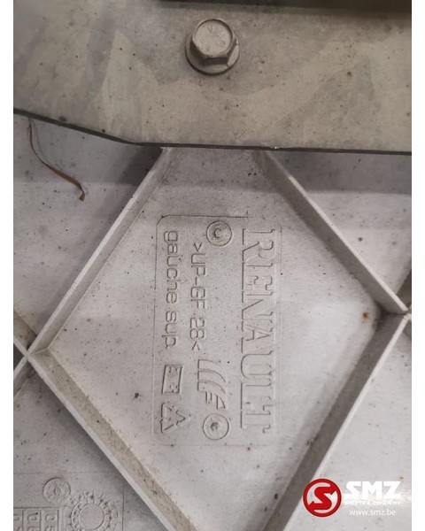 Renault Occ zijspoiler links Renault Premium - Aerodinâmica/ Aerofólio de Caminhão: foto 3 Renault Occ zijspoiler links Renault Premium - Aerodinâmica/ Aerofólio de Caminhão: foto 3