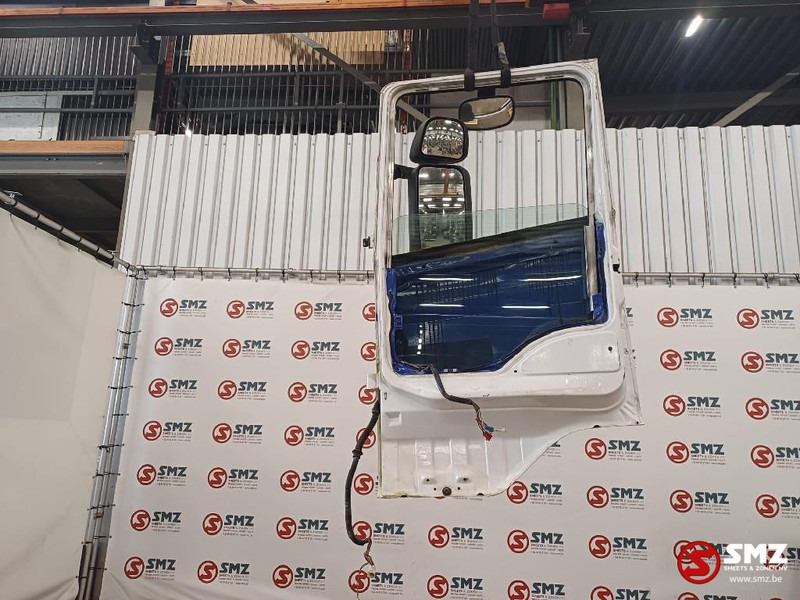 Scania Occ deur rechts Scania - Porta e peças de Caminhão: foto 2 Scania Occ deur rechts Scania - Porta e peças de Caminhão: foto 2