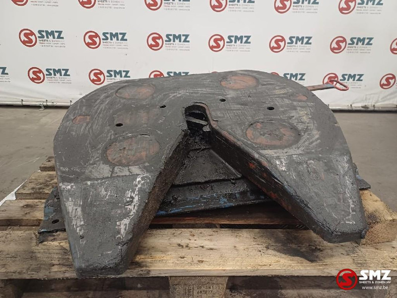 Scania Occ koppelschotel Scania - Quinta-roda de Caminhão: foto 1 Scania Occ koppelschotel Scania - Quinta-roda de Caminhão: foto 1