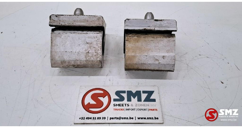 Scania Occ set motorsteunen Scania - Suporte de motor de Caminhão: foto 3 Scania Occ set motorsteunen Scania - Suporte de motor de Caminhão: foto 3