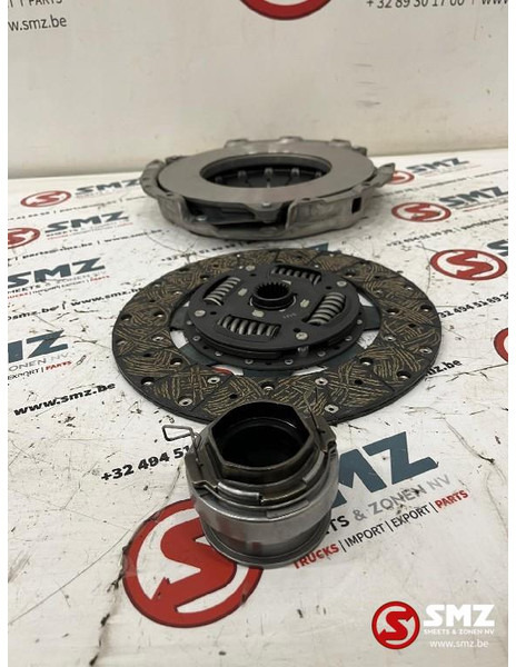 Toyota Koppelingsset TOYOTA LAND CRUISER 4.2D 01.90- - Embreagem e peças de Automóvel: foto 1 Toyota Koppelingsset TOYOTA LAND CRUISER 4.2D 01.90- - Embreagem e peças de Automóvel: foto 1