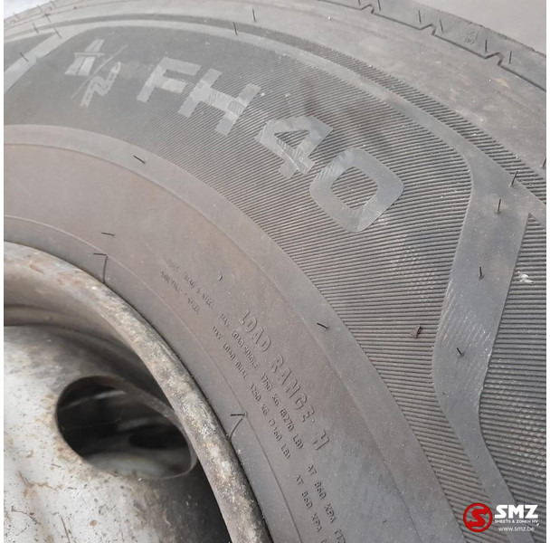 Uniroyal Occ vrachtwagenband 295/80R22.5 154/149M Uniroyal - Pneu de Caminhão: foto 5 Uniroyal Occ vrachtwagenband 295/80R22.5 154/149M Uniroyal - Pneu de Caminhão: foto 5