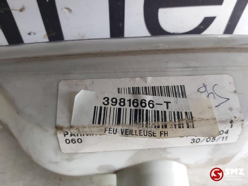 Volvo Occ Breedtelamp Volvo FH12/FH16/FM10/FM12 - Iluminação de Caminhão: foto 3 Volvo Occ Breedtelamp Volvo FH12/FH16/FM10/FM12 - Iluminação de Caminhão: foto 3