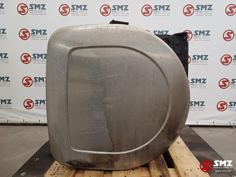 Volvo Occ brandstoftank 450L met steunen Volvo - Tanque de combustível de Caminhão: foto 3 Volvo Occ brandstoftank 450L met steunen Volvo - Tanque de combustível de Caminhão: foto 3