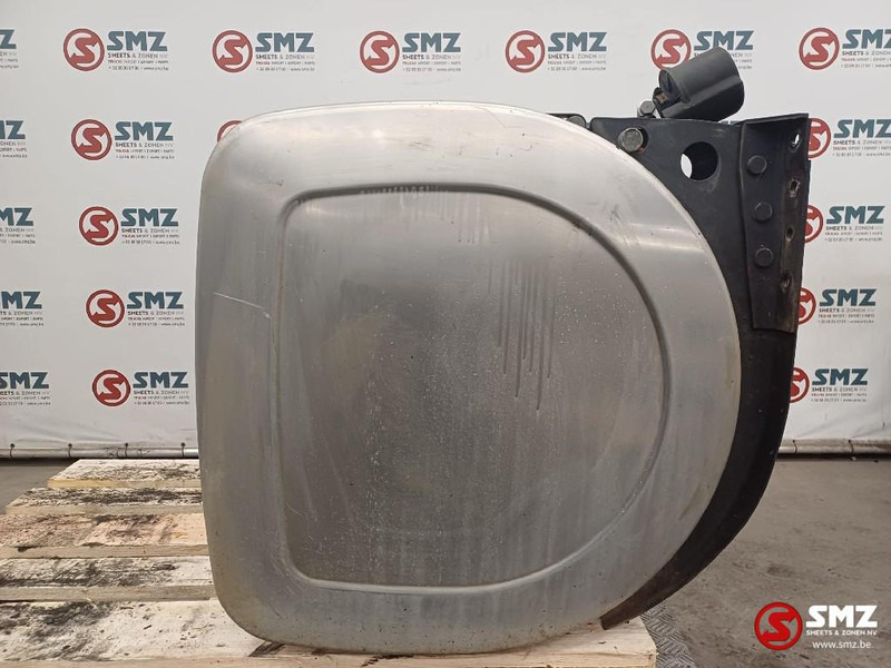 Volvo Occ brandstoftank met steunen 330L Volvo - Tanque de combustível de Caminhão: foto 3 Volvo Occ brandstoftank met steunen 330L Volvo - Tanque de combustível de Caminhão: foto 3