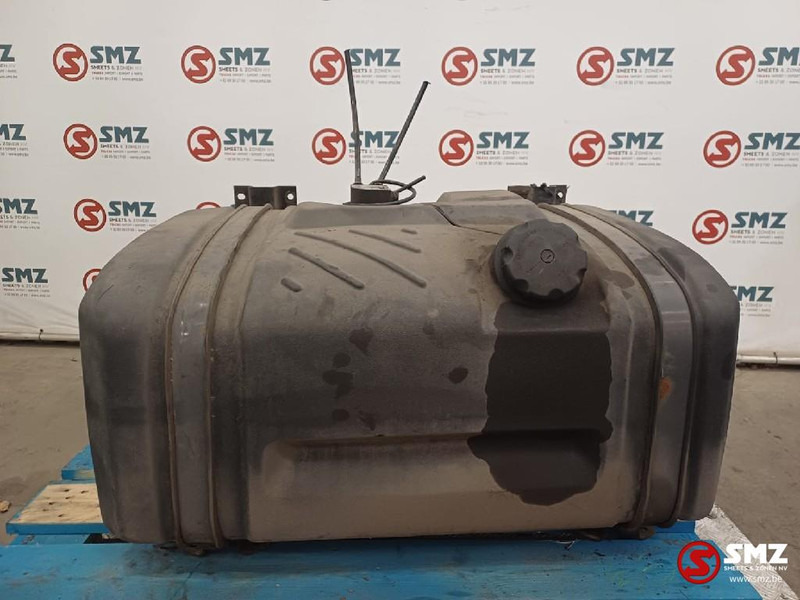 Volvo Occ brandstoftank + steunen + niveausensor Volvo - Tanque de combustível de Caminhão: foto 1 Volvo Occ brandstoftank + steunen + niveausensor Volvo - Tanque de combustível de Caminhão: foto 1