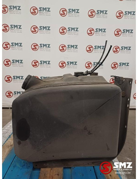 Volvo Occ brandstoftank + steunen + niveausensor Volvo - Tanque de combustível de Caminhão: foto 3 Volvo Occ brandstoftank + steunen + niveausensor Volvo - Tanque de combustível de Caminhão: foto 3