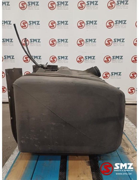 Volvo Occ brandstoftank + steunen + niveausensor Volvo - Tanque de combustível de Caminhão: foto 4 Volvo Occ brandstoftank + steunen + niveausensor Volvo - Tanque de combustível de Caminhão: foto 4