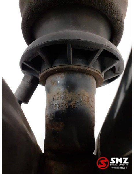 Volvo Occ cabineschokdemper + bevestiging links Volvo - Amortecedor de Caminhão: foto 5 Volvo Occ cabineschokdemper + bevestiging links Volvo - Amortecedor de Caminhão: foto 5