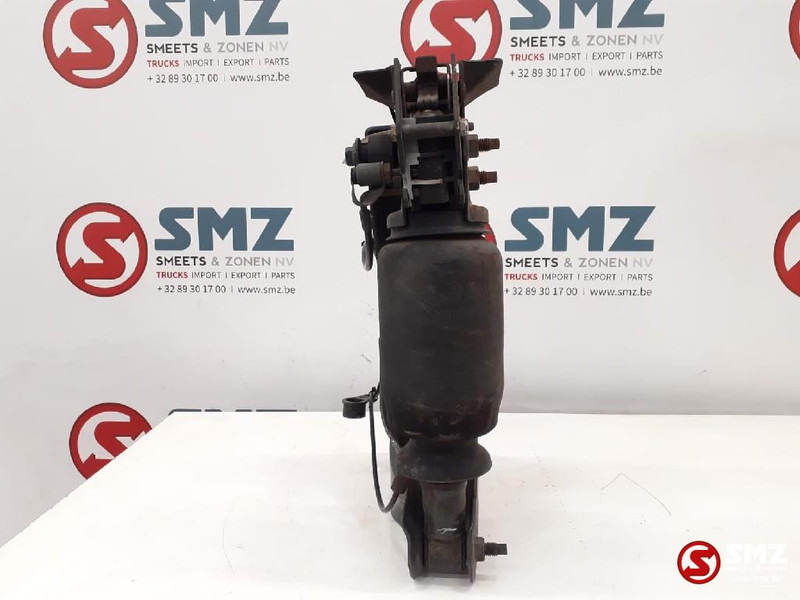 Volvo Occ cabineschokdemper + bevestiging rechts Volvo - Amortecedor de Caminhão: foto 3 Volvo Occ cabineschokdemper + bevestiging rechts Volvo - Amortecedor de Caminhão: foto 3