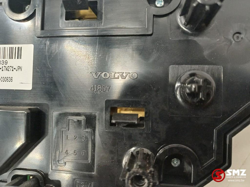 Volvo Occ radiobesturingseenheid Volvo - Sistema elétrico de Caminhão: foto 3 Volvo Occ radiobesturingseenheid Volvo - Sistema elétrico de Caminhão: foto 3