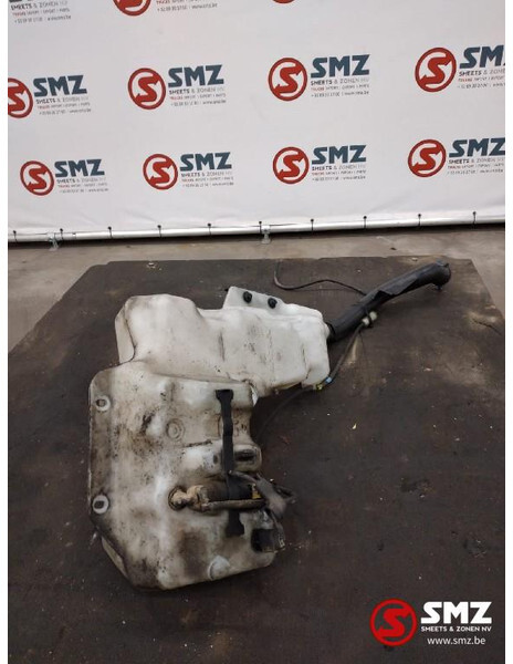 Volvo Occ ruitenwisservloeistoftank Volvo FH 84092257 - Limpador de pára-brisa de Caminhão: foto 2 Volvo Occ ruitenwisservloeistoftank Volvo FH 84092257 - Limpador de pára-brisa de Caminhão: foto 2