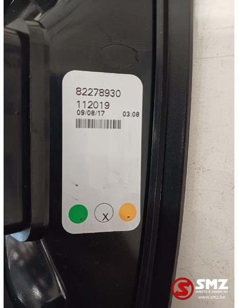 Volvo Occ set cabineverlichting deur + dak + binnen L/R - Cabine e interior de Caminhão: foto 5 Volvo Occ set cabineverlichting deur + dak + binnen L/R - Cabine e interior de Caminhão: foto 5