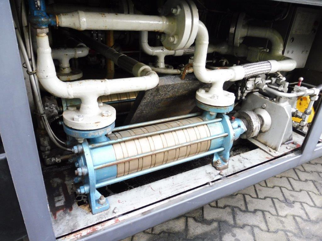 BURG Gas tank semi-trailer used for CO2 Carbon dioxide - Semirreboque tanque: foto 5 BURG Gas tank semi-trailer used for CO2 Carbon dioxide - Semirreboque tanque: foto 5