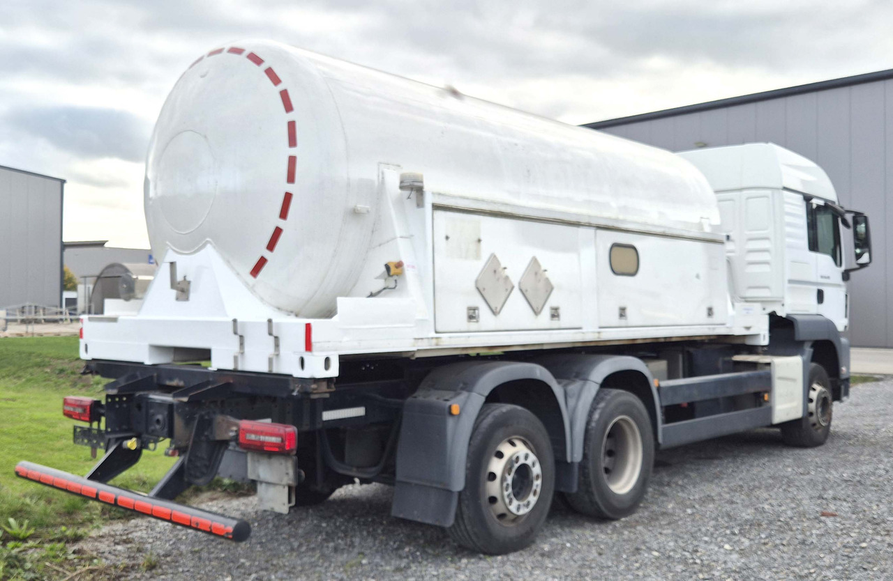 MAN Tank gas truck cryogenic used for oxygen, nitrogen, argon, LIN, LOX, LAR - Caminhão tanque: foto 3 MAN Tank gas truck cryogenic used for oxygen, nitrogen, argon, LIN, LOX, LAR - Caminhão tanque: foto 3