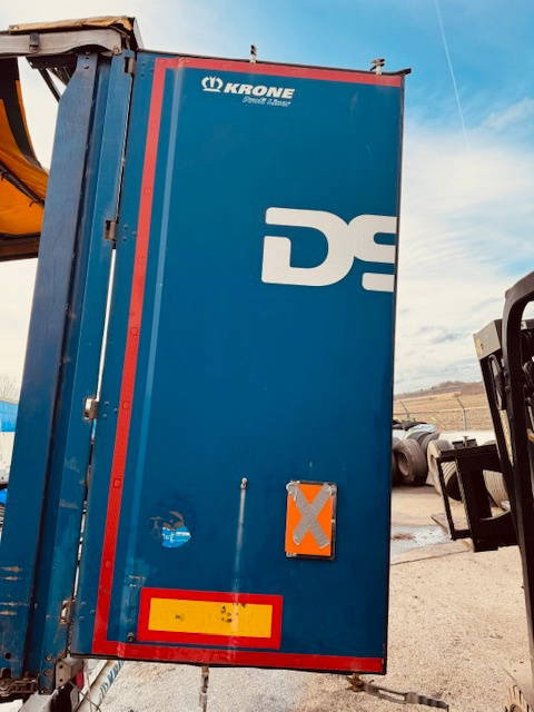 Krone Krone achterdeuren - Carroceria e exterior de Caminhão: foto 1 Krone Krone achterdeuren - Carroceria e exterior de Caminhão: foto 1