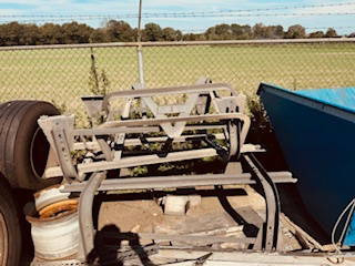 Schmitz Cargobull Reserveband steunen - Jantes e pneus de Caminhão: foto 2 Schmitz Cargobull Reserveband steunen - Jantes e pneus de Caminhão: foto 2