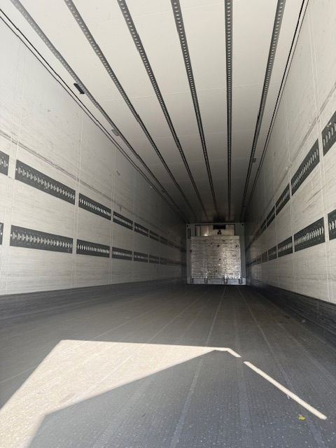 Schmitz Cargobull Thermoking SLXe 300 Laadklep Liftas 3924 dieseluren - Semireboque frigorífico: foto 5 Schmitz Cargobull Thermoking SLXe 300 Laadklep Liftas 3924 dieseluren - Semireboque frigorífico: foto 5