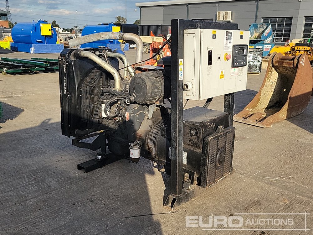 100kVA Generator, Iveco Engine - Gerador elétrico: foto 3 100kVA Generator, Iveco Engine - Gerador elétrico: foto 3