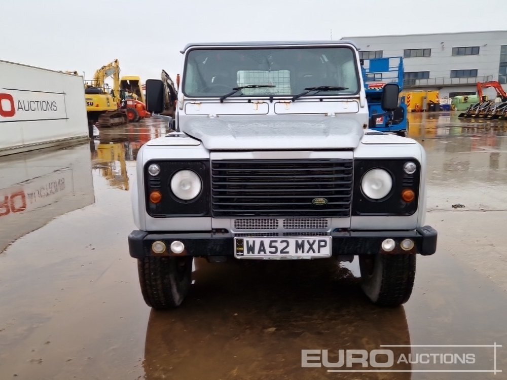 SUV 2002 Land Rover Defender 90: foto 8