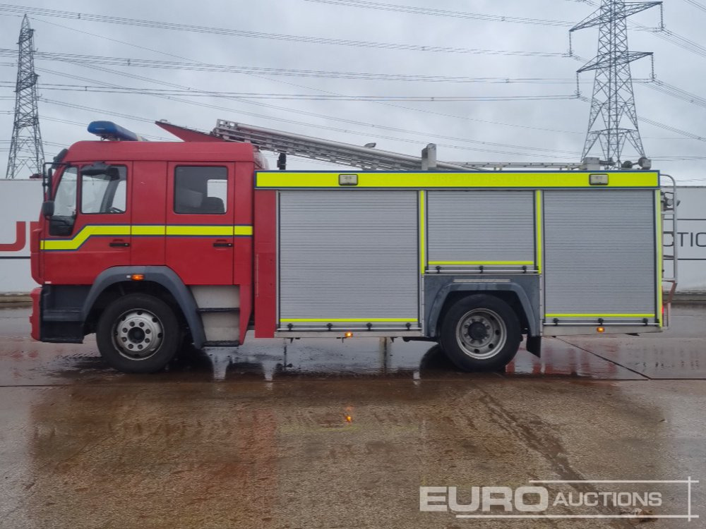 2002 MAN 4x2 Fire Engine, Automatic Gearbox (Reg. Docs. Available) - Carro de bombeiro: foto 2 2002 MAN 4x2 Fire Engine, Automatic Gearbox (Reg. Docs. Available) - Carro de bombeiro: foto 2