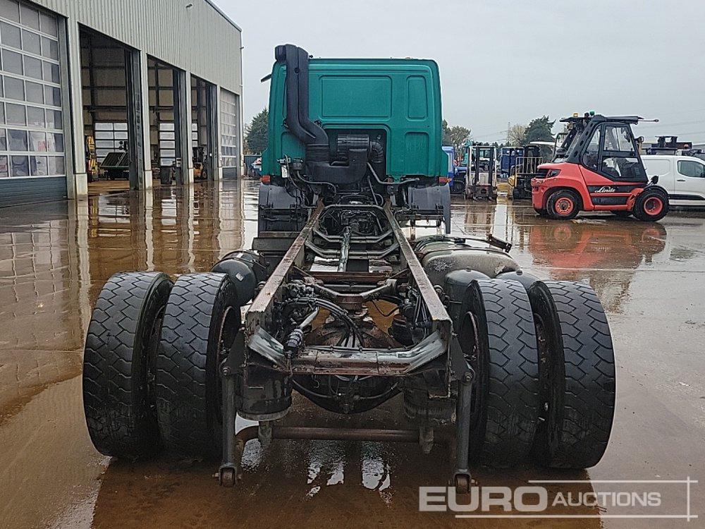 2005 DAF CF65.220 - Caminhão chassi: foto 4 2005 DAF CF65.220 - Caminhão chassi: foto 4