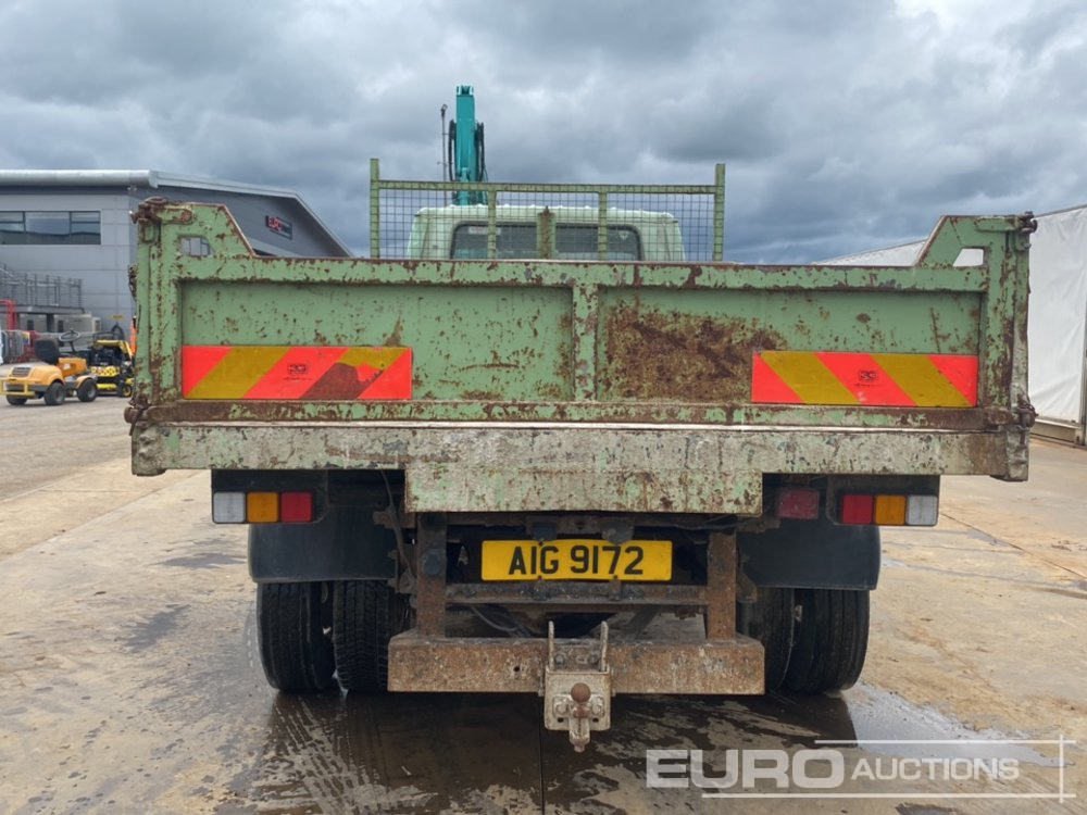 2006 Isuzu NPR - SUV: foto 4 2006 Isuzu NPR - SUV: foto 4
