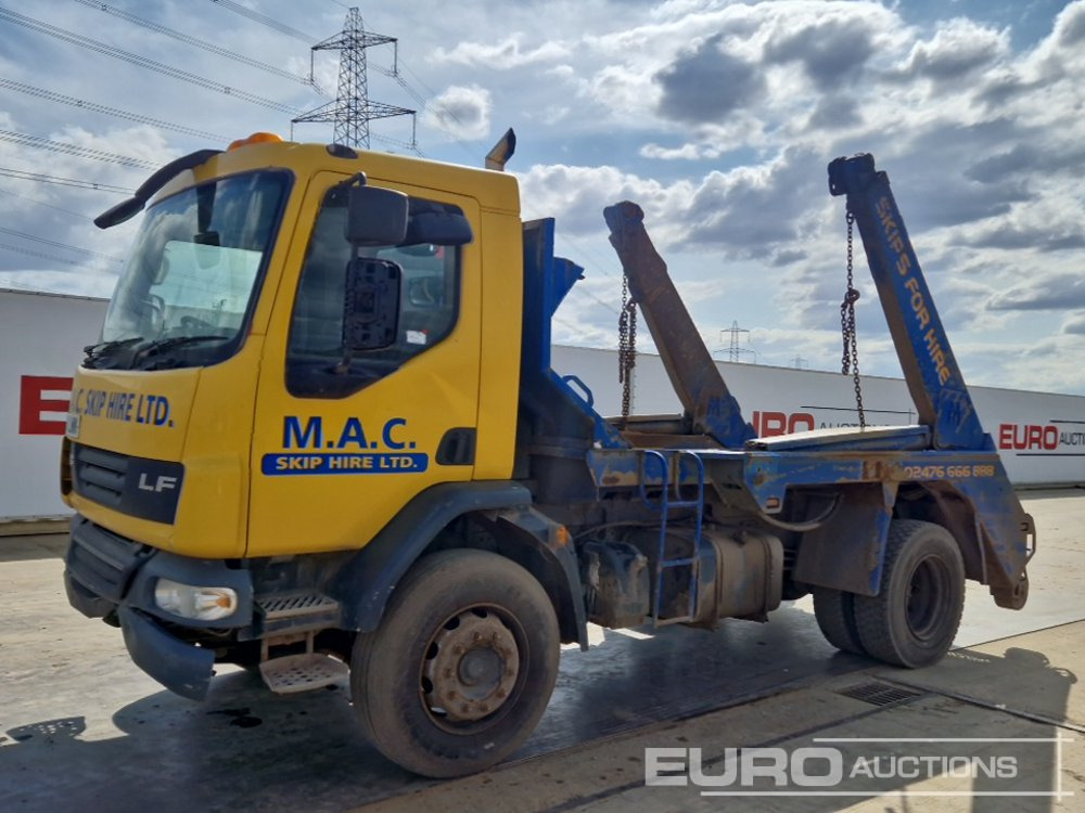 2008 DAF LF55.220 - Caminhão multibenne: foto 1 2008 DAF LF55.220 - Caminhão multibenne: foto 1