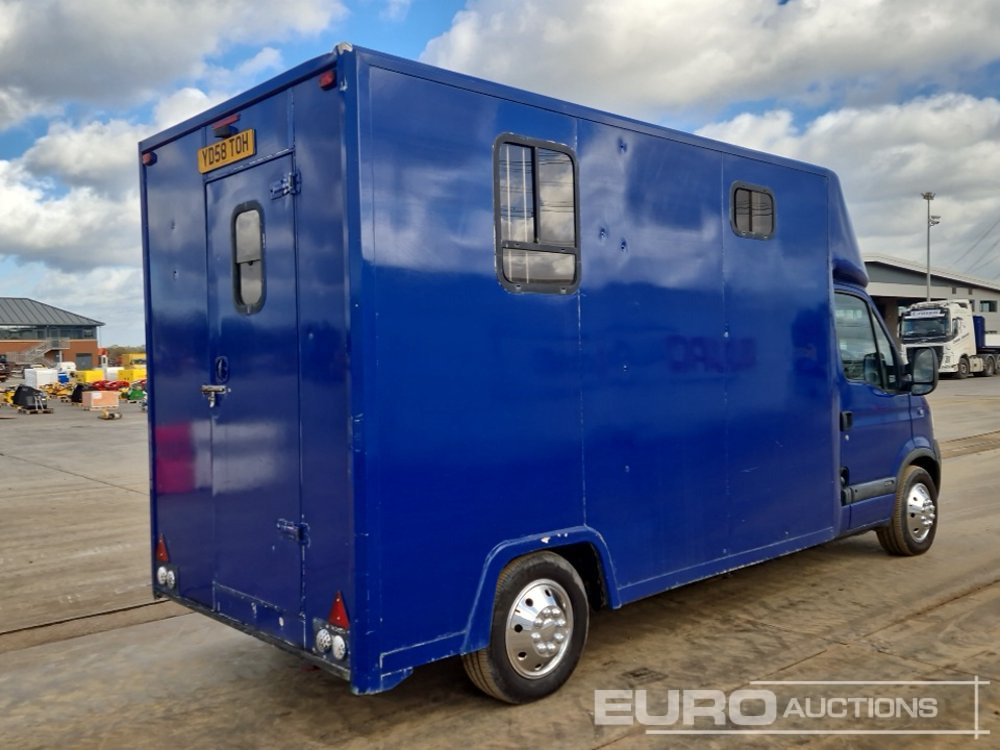 2008 Nissan Interstar - Carrinha de contentor: foto 5 2008 Nissan Interstar - Carrinha de contentor: foto 5