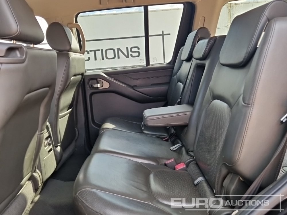 SUV 2009 Nissan Pathfinder: foto 22