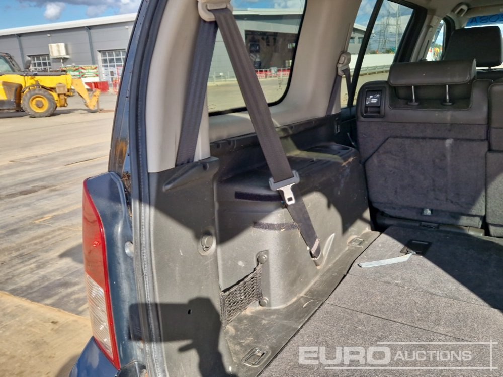 SUV 2009 Nissan Pathfinder: foto 15