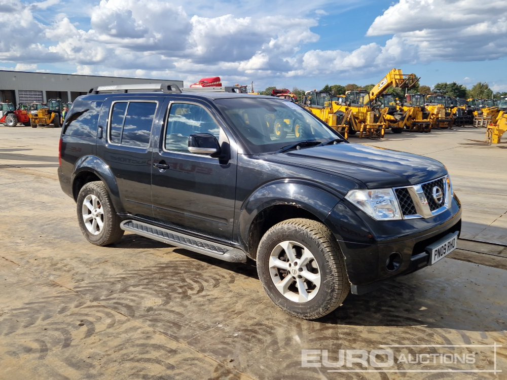 SUV 2009 Nissan Pathfinder: foto 7