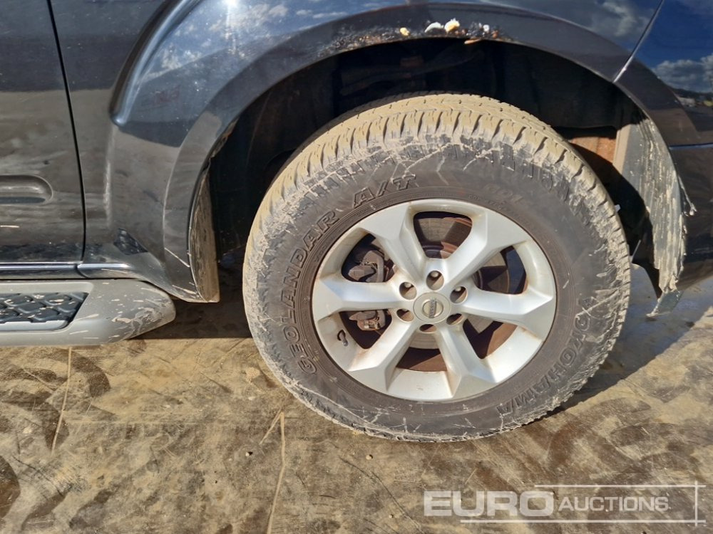 SUV 2009 Nissan Pathfinder: foto 12