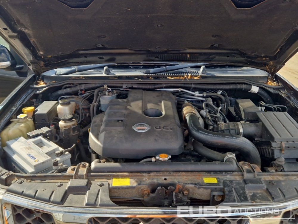 SUV 2009 Nissan Pathfinder: foto 16