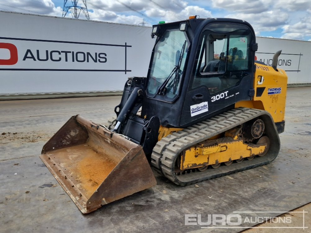 2010 JCB 300T - Mini carregadeira: foto 1 2010 JCB 300T - Mini carregadeira: foto 1