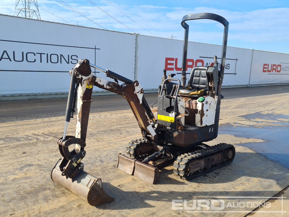 2011 Bobcat E10 - Mini escavadeira: foto 1 2011 Bobcat E10 - Mini escavadeira: foto 1
