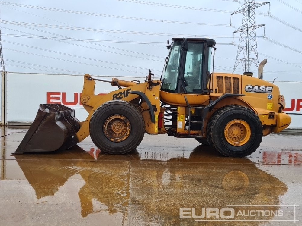 2011 Case 821F - Carregadeira de rodas: foto 2 2011 Case 821F - Carregadeira de rodas: foto 2