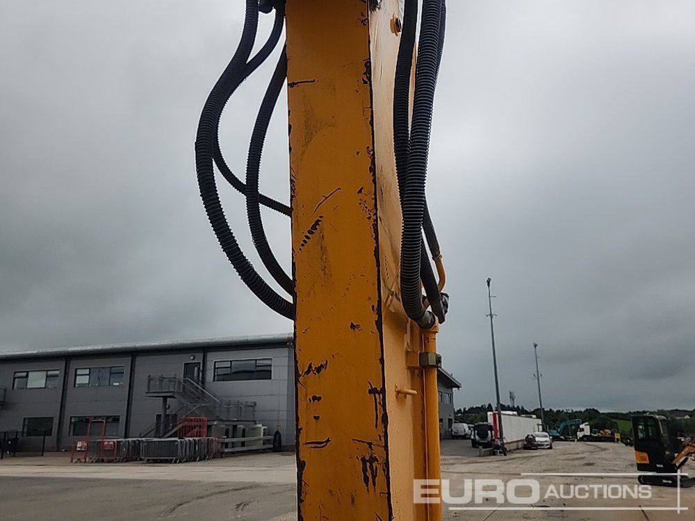 Escavadora de rastos 2011 JCB JS145HRC: foto 20