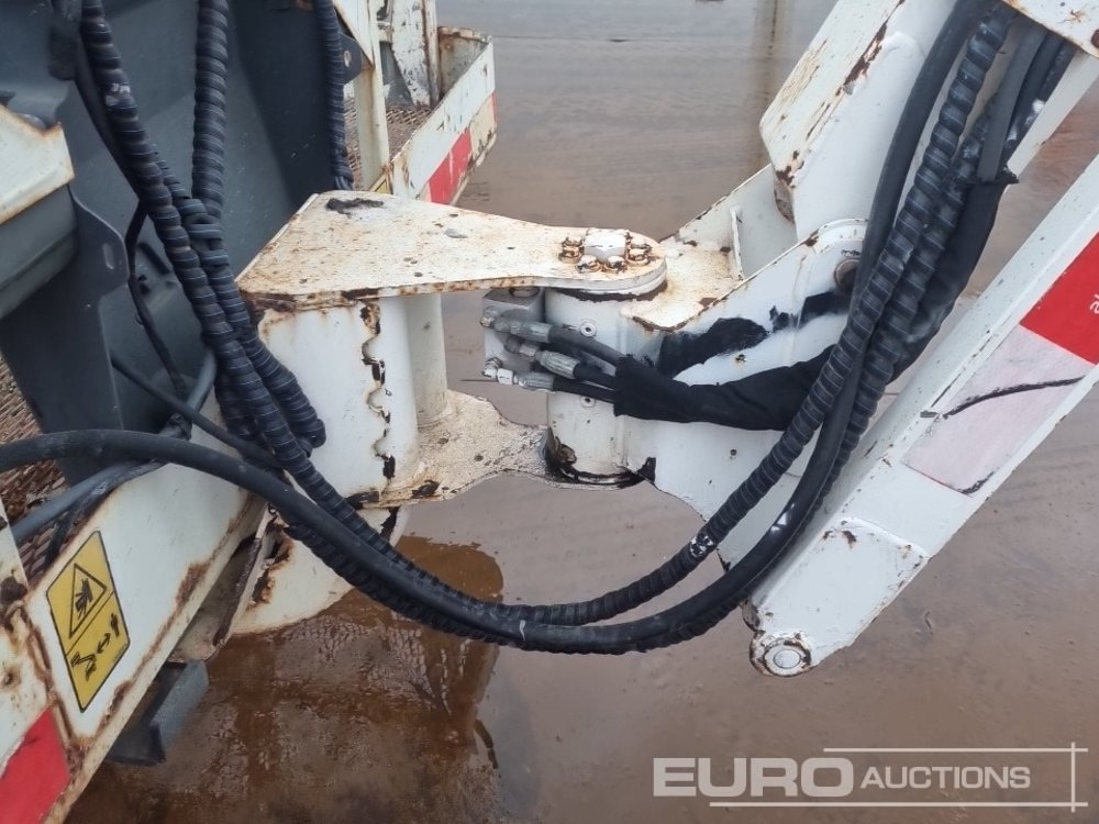 Plataforma aérea 2011 JLG 600AJ: foto 13 Plataforma aérea 2011 JLG 600AJ: foto 13