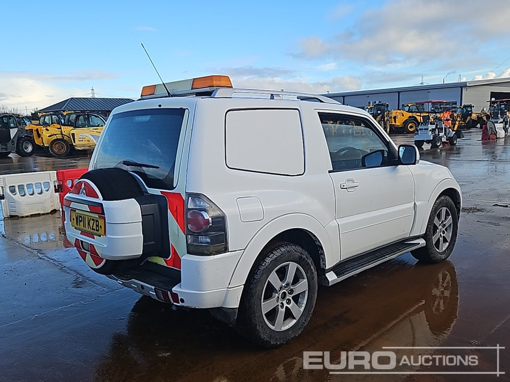 2011 Mitsubishi Shogun - SUV: foto 5 2011 Mitsubishi Shogun - SUV: foto 5