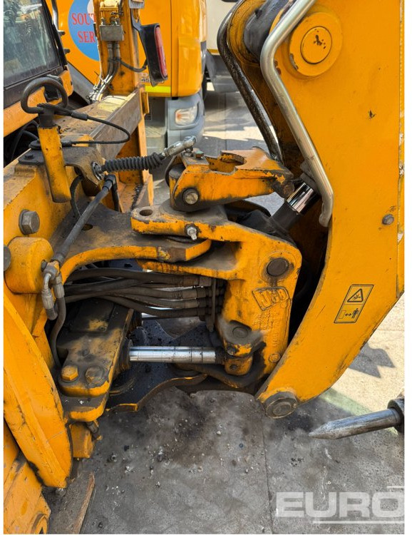 Retroescavadeira 2012 JCB 2CX: foto 7